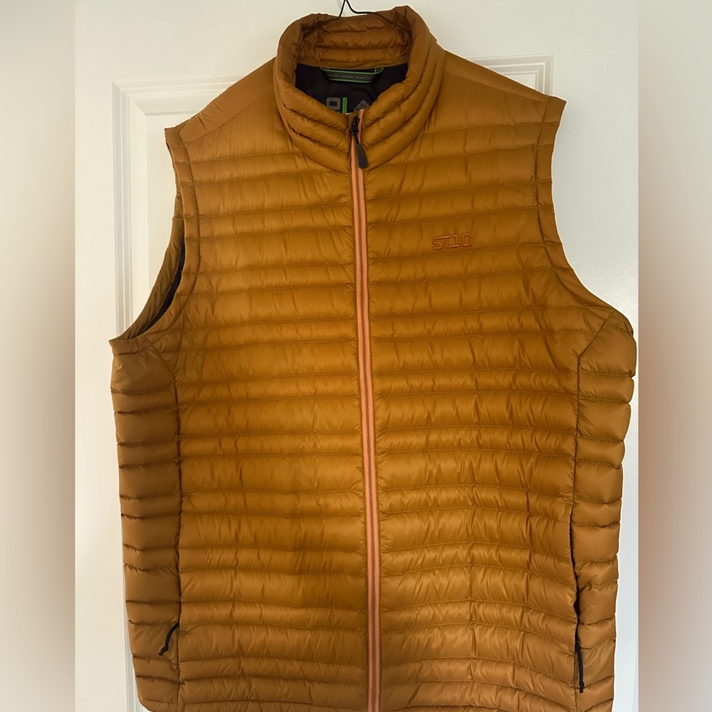 STIO MENS Lightweight Vest NWOT
